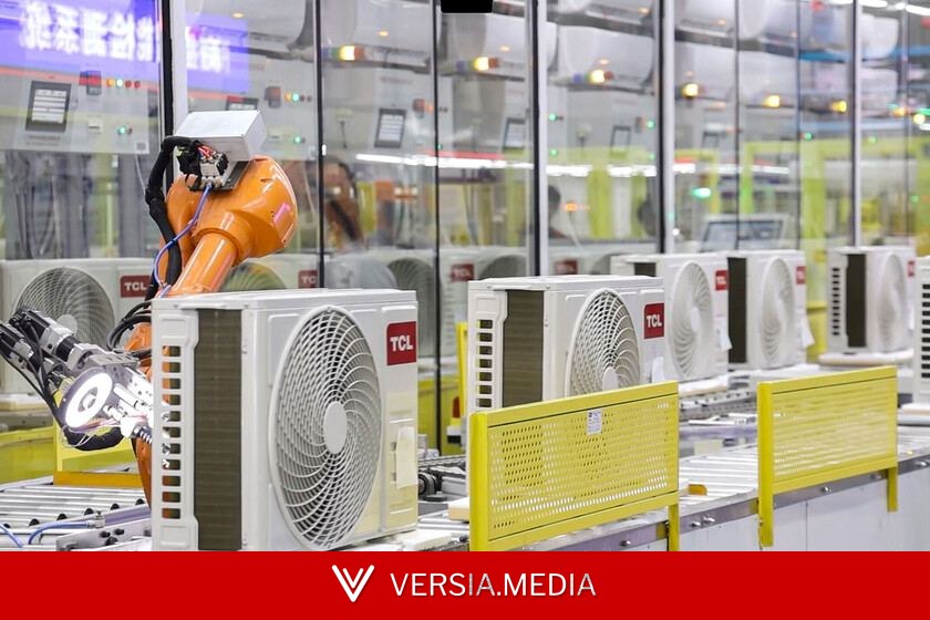 El calor extremo ha conseguido algo inédito: convertir los aires acondicionados chinos en un fenómeno de masas en Europa