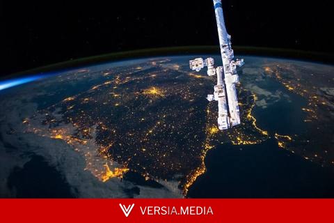 Poco a poco, los astronautas han sido testigos de una transformaci√≥n radical: las ciudades han dejado de ser amarillas